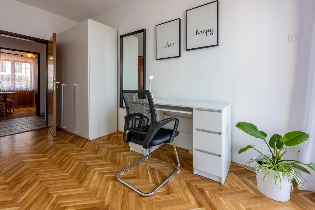 Apartment Arya Криквеница Екстериор снимка